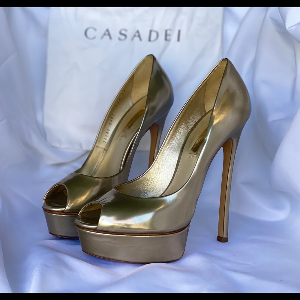 Platform peep toe